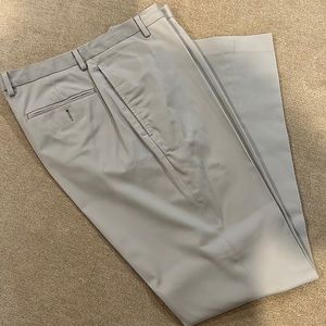 Daniel Cremieux Khakis